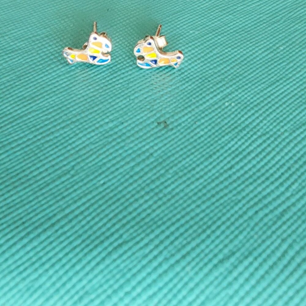 Multicolor Super Adorable Tiny Animal Giraffe Stud Earrings - Picture 3 of 6